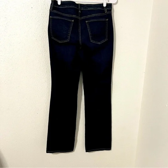 Talbots Women’s Flawless Five Pocket Bootcut Jeans Size 8 Business Casual, EUC - Picture 6 of 7